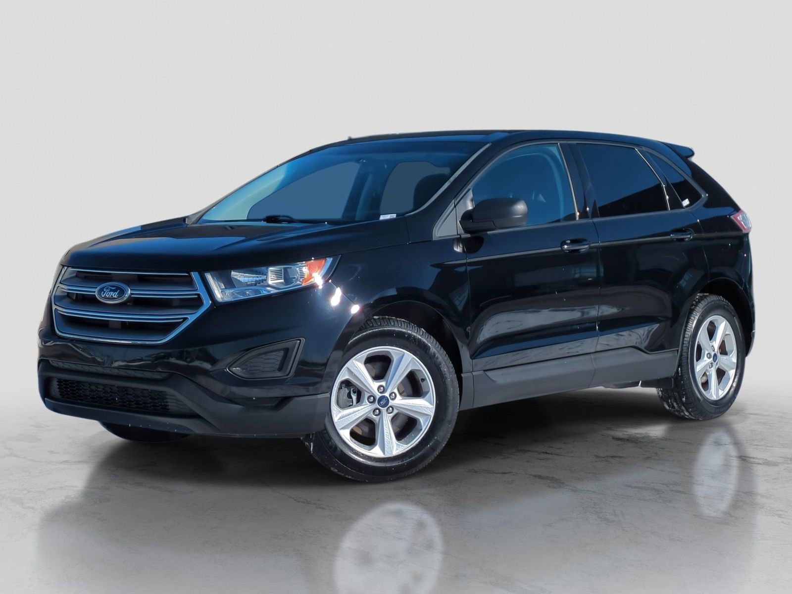Used 2018 Ford Edge SE