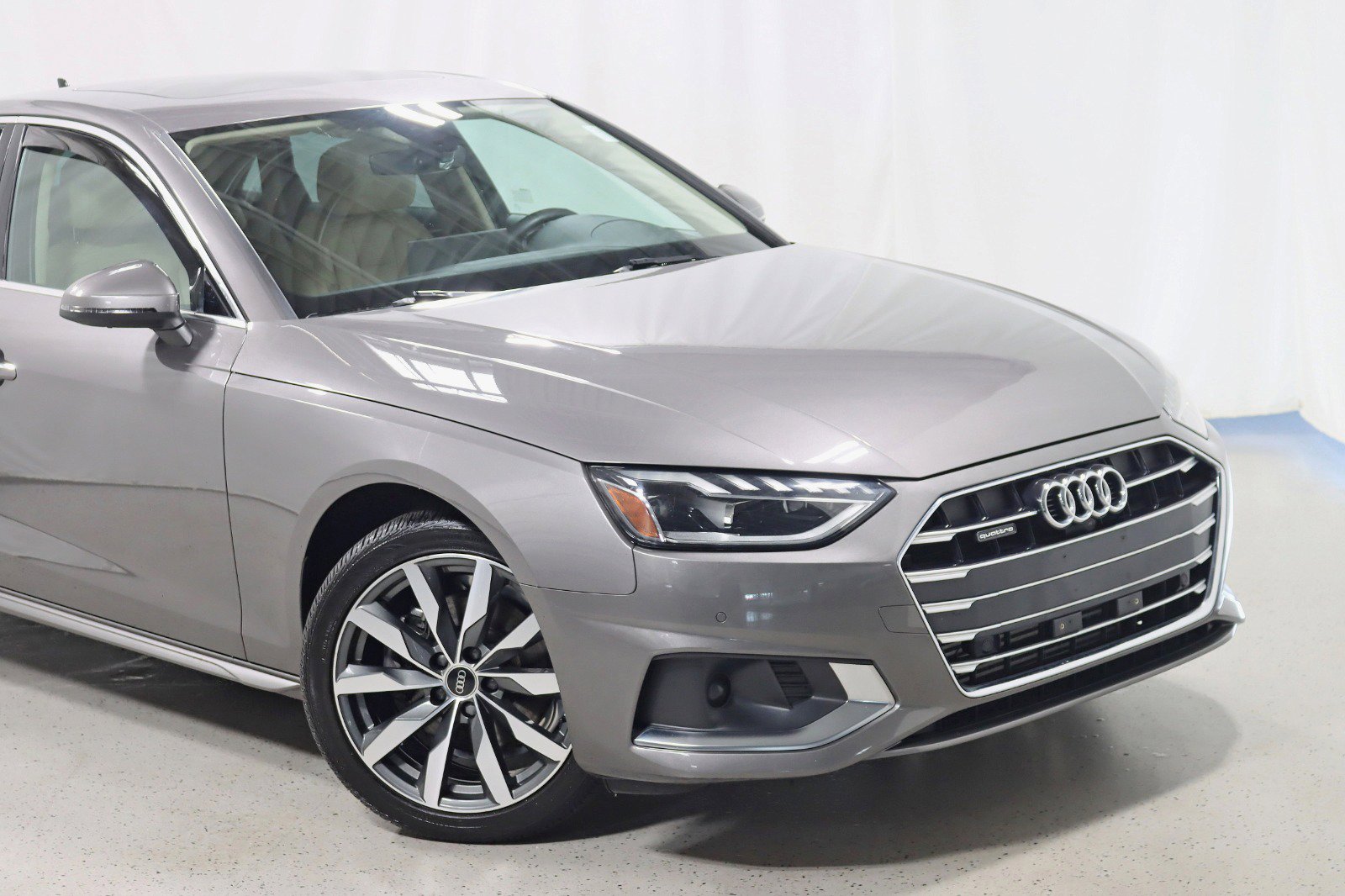 Used 2021 Audi A4 2.0T Premium Plus w/ Premium Plus Package AWD/4WD image 2