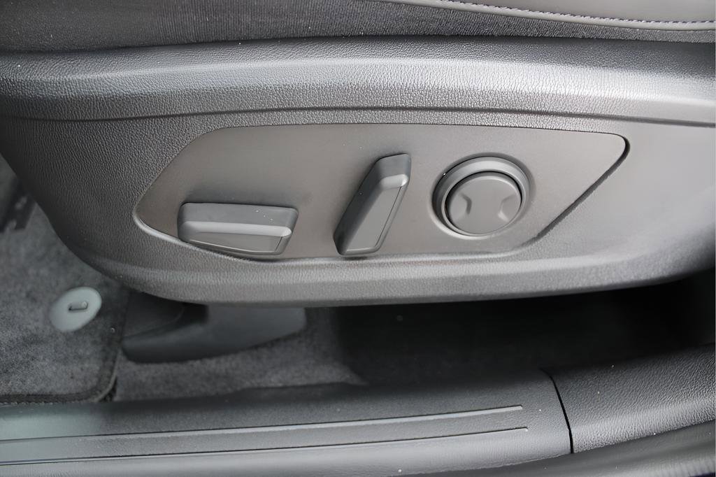 New 2025 Kia Sorento EX w/ Panoramic Sunroof Package image 13