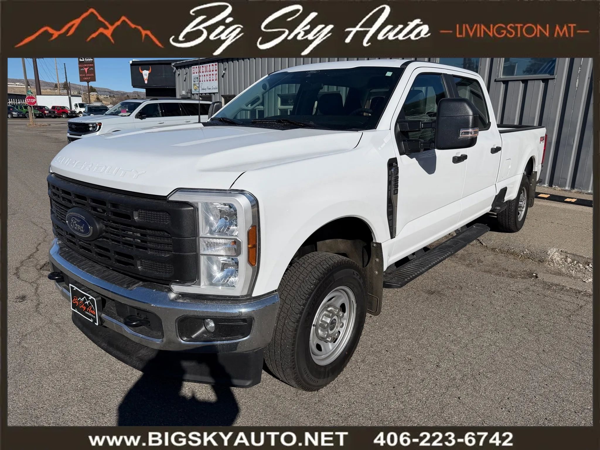 Used 2024 Ford F250 XL w/ XL Chrome Package image 3
