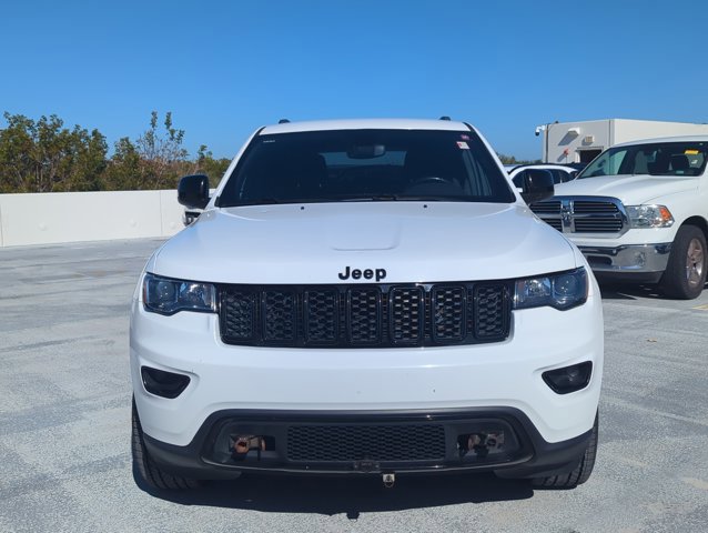 Used 2019 Jeep Grand Cherokee Laredo video 2