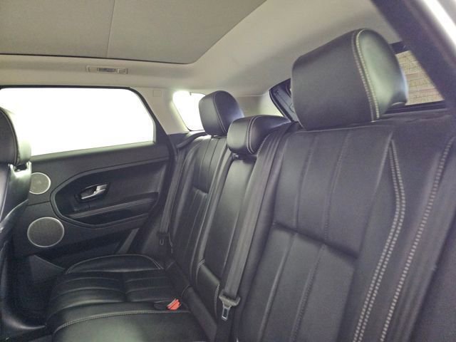 Used 2014 Land Rover Range Rover Evoque Prestige image 19