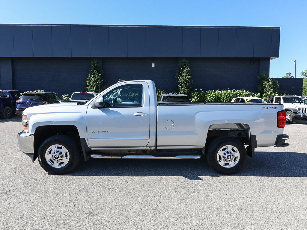 Used 2015 Chevrolet Silverado 2500 LT AWD/4WD image 2