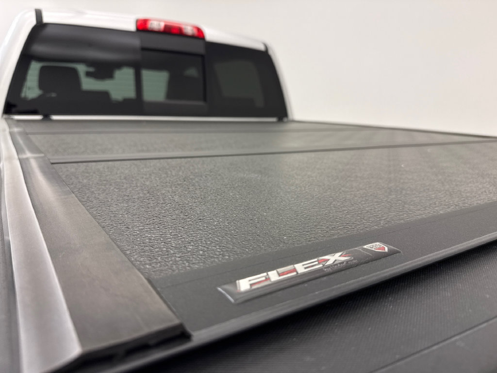 Used 2018 Chevrolet Silverado 1500 LTZ w/ Texas Edition AWD/4WD image 10