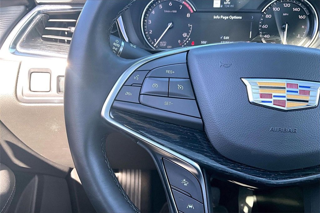 Certified 2025 Cadillac XT5 Premium Luxury image 20