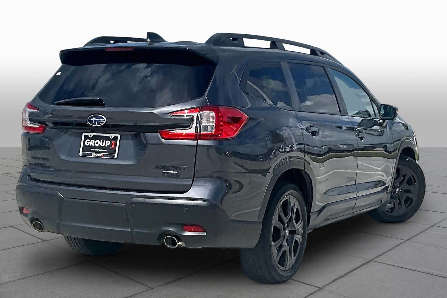 Used 2023 Subaru Ascent Onyx Edition Limited AWD/4WD image 12