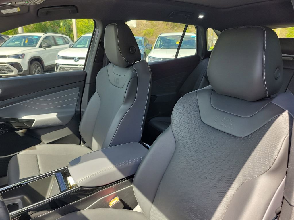 Used 2024 Volkswagen ID.4 S image 19