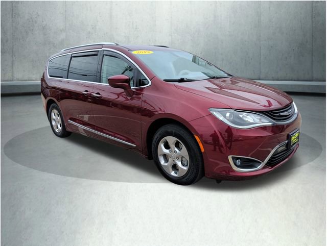 Used 2019 Chrysler Pacifica Touring-L w/ Premium Audio Group FWD image 8