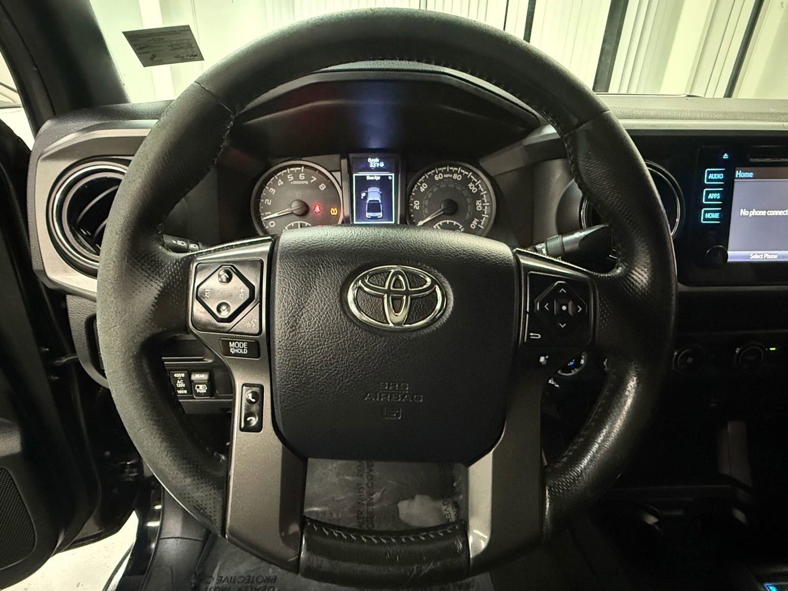 Used 2017 Toyota Tacoma TRD Sport image 24