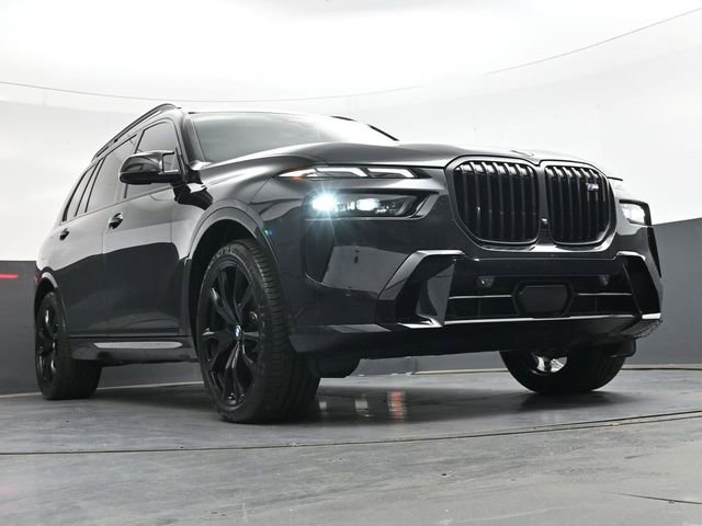 Used 2025 BMW X7 M60i AWD/4WD image 39