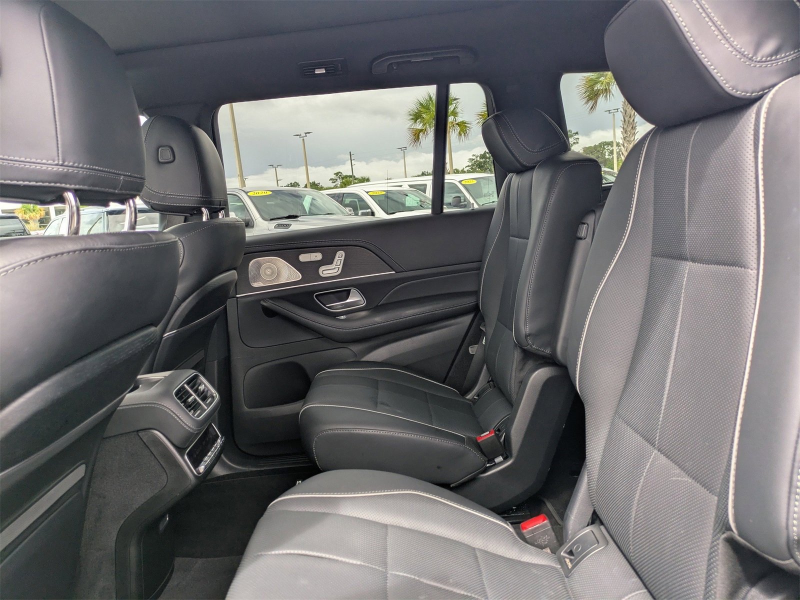 Used 2023 Mercedes-Benz GLS 580 4MATIC image 15