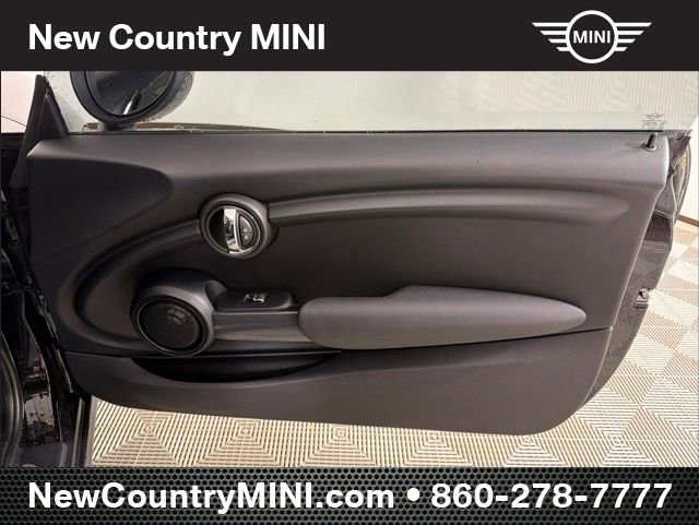 Used 2015 MINI Cooper 2-Door Hardtop FWD image 15