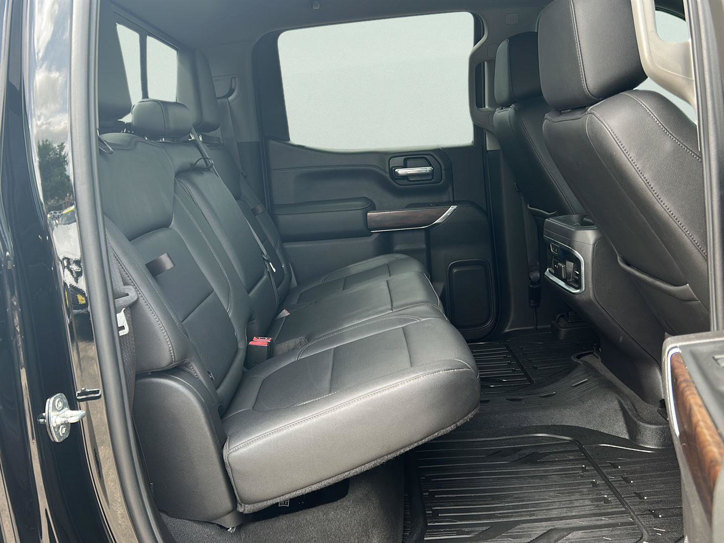 Used 2021 GMC Sierra 1500 SLT RWD image 20