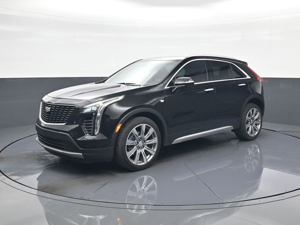 Used 2023 Cadillac XT4 Premium Luxury FWD image 3