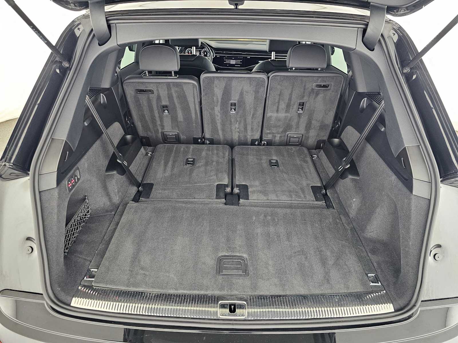 Used 2025 Audi Q7 3.0T Premium Plus AWD/4WD image 16