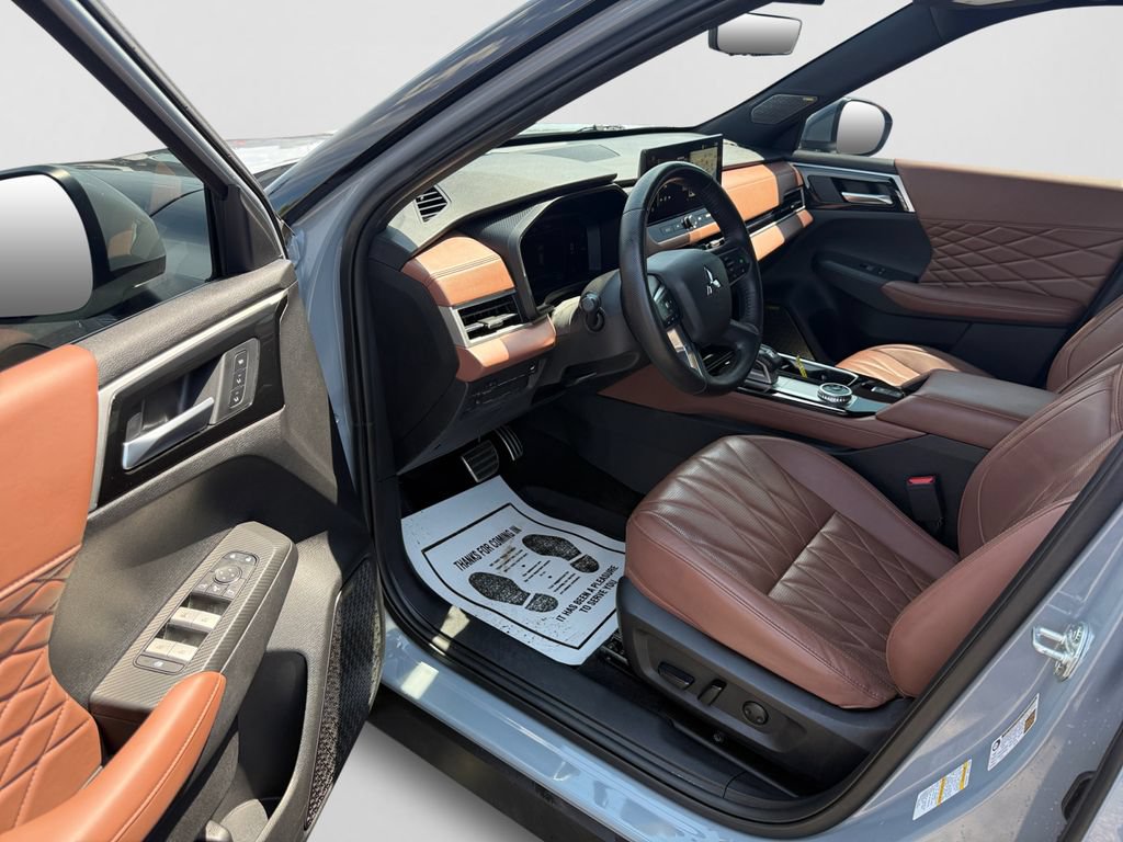 Used 2025 Mitsubishi Outlander SEL FWD image 25