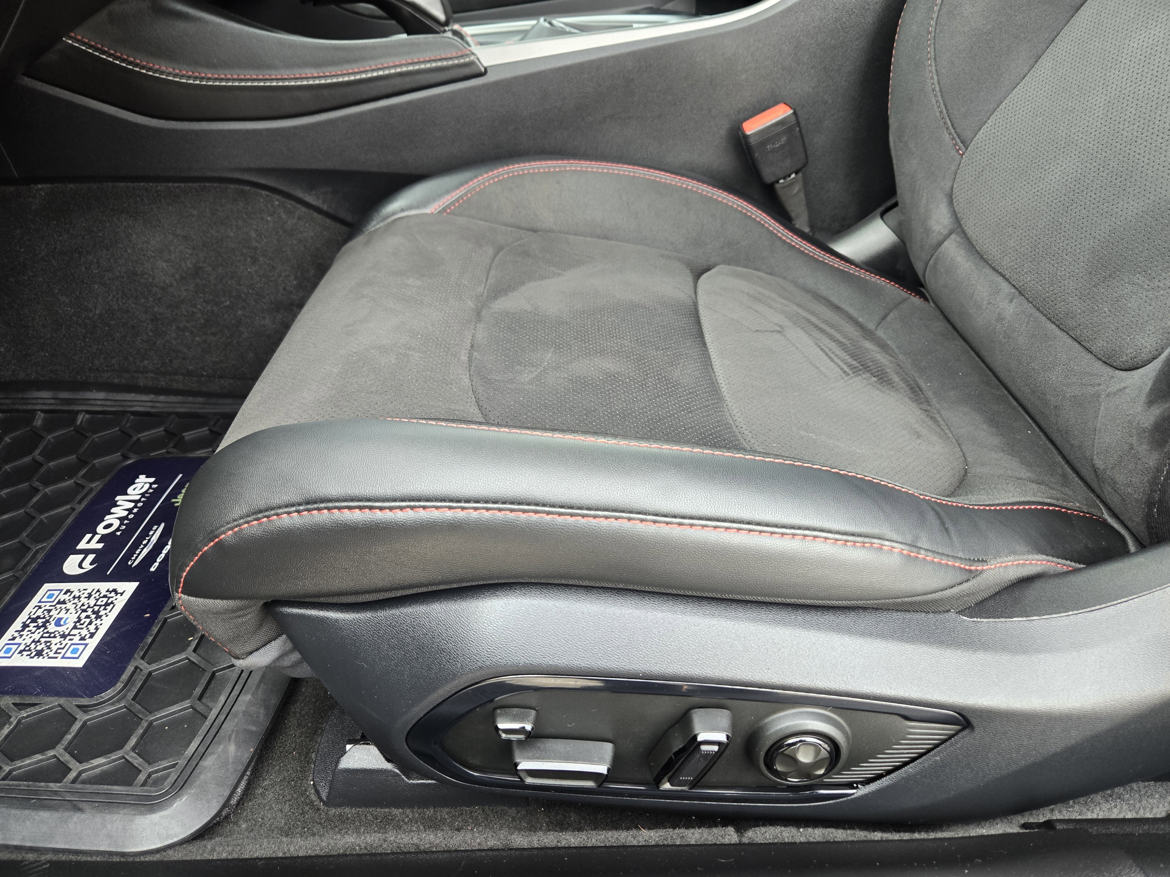 New 2025 Dodge Charger Scat Pack w/ Track Pack image 18