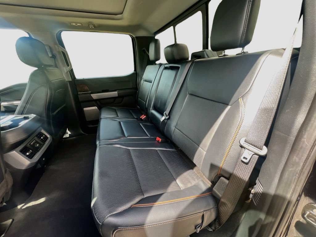 Used 2025 Ford F250 Lariat w/ Lariat Ultimate Package AWD/4WD image 26