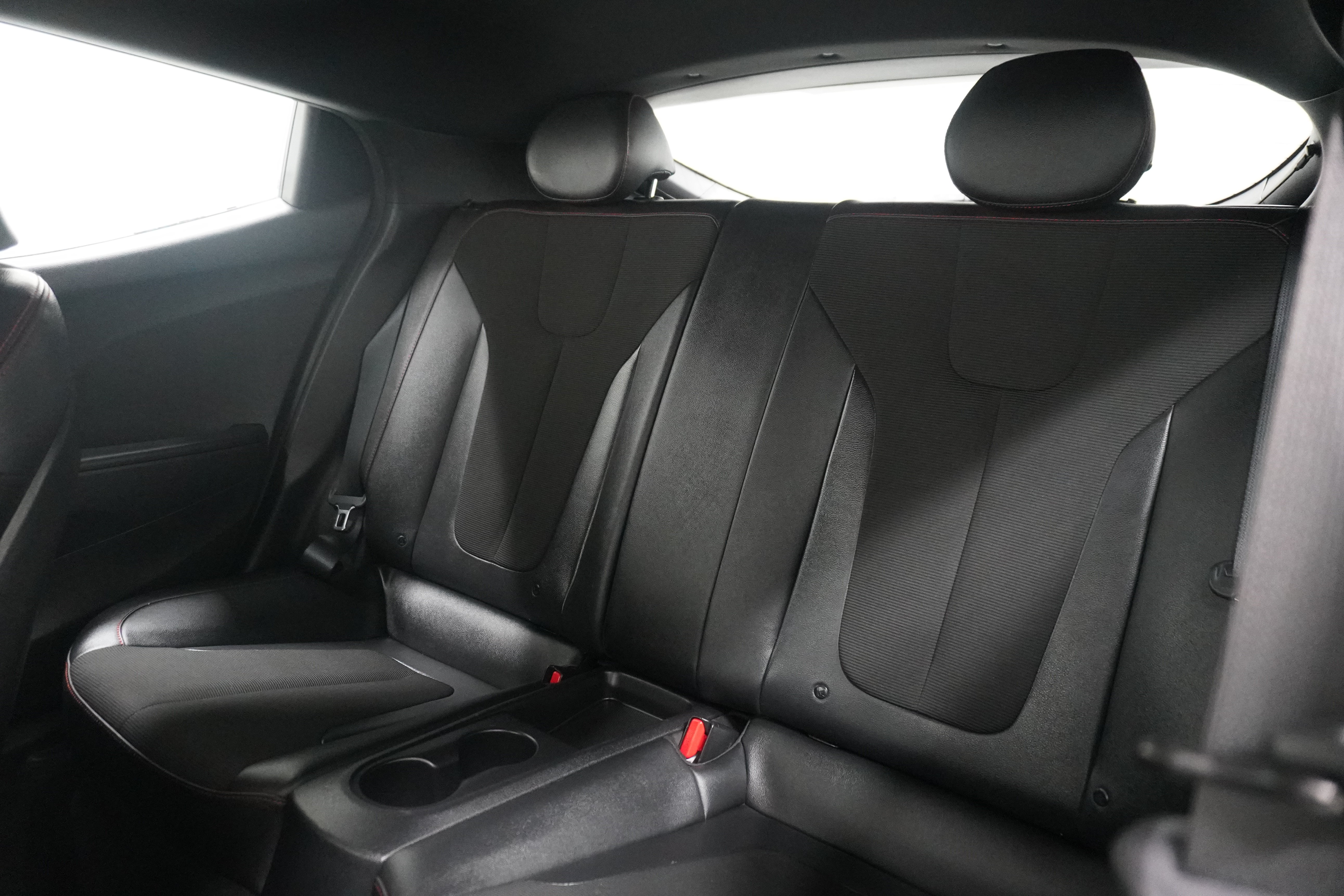 Used 2020 Hyundai Veloster 2.0 Premium FWD image 12