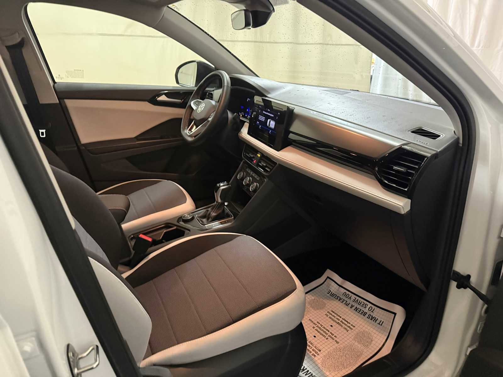 Certified 2025 Volkswagen Taos S image 27