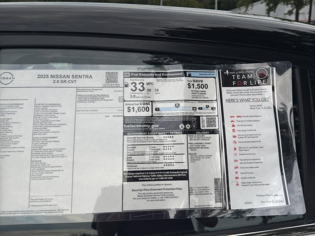 New 2025 Nissan Sentra SR image 12