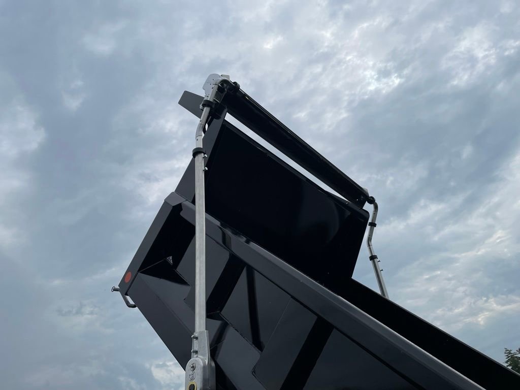 New 2025 Ford F650 2WD Regular Cab Super Duty image 28