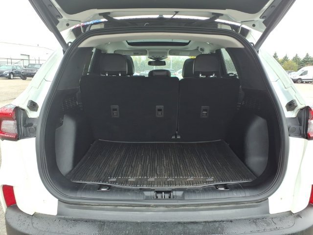 Used 2023 Ford Escape Platinum AWD/4WD image 9