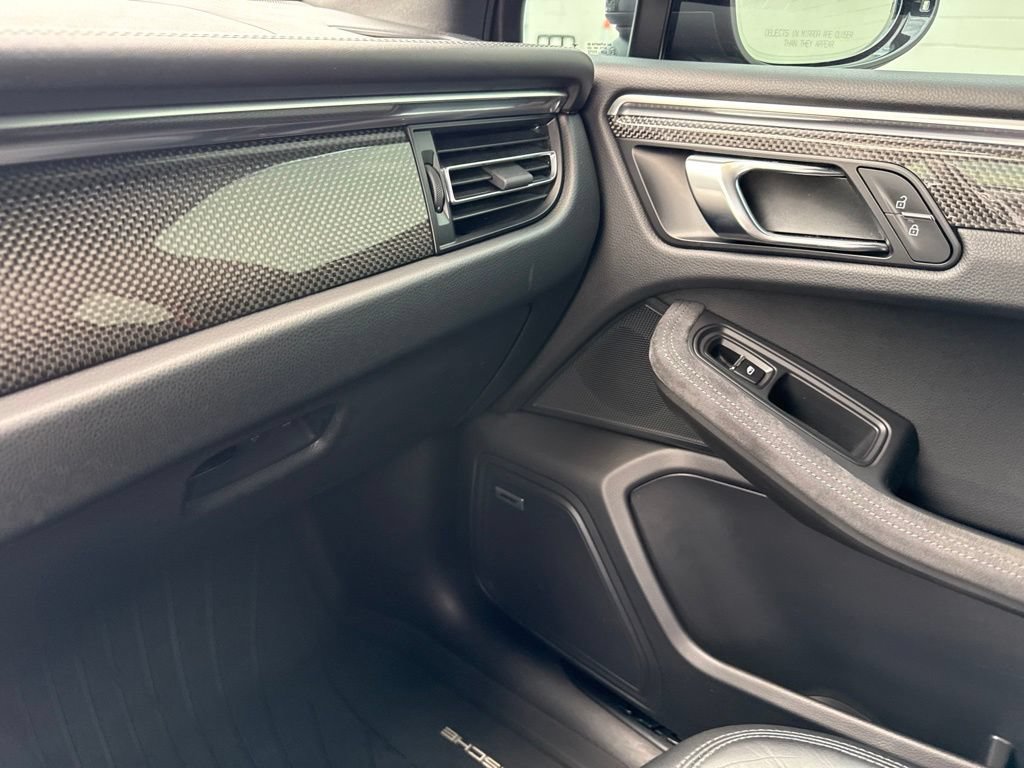Used 2020 Porsche Macan GTS AWD/4WD image 27