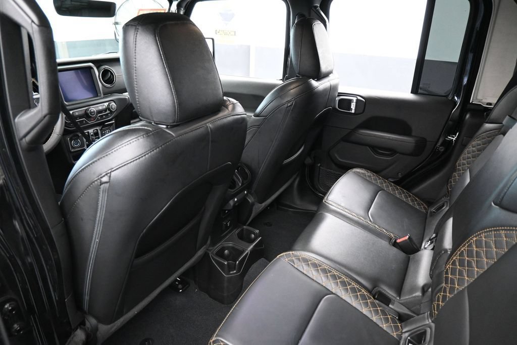 Used 2023 Jeep Gladiator Overland AWD/4WD image 33