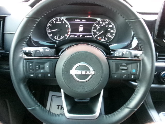Used 2022 Nissan Pathfinder SV AWD/4WD image 20