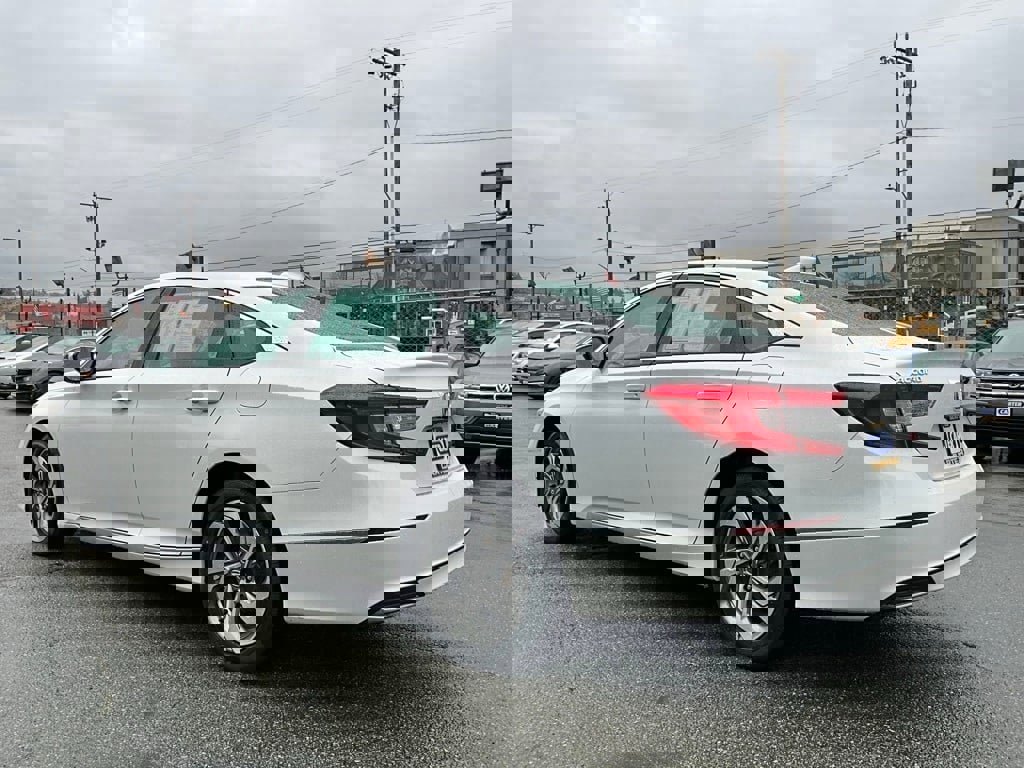 Used 2019 Honda Accord EX image 6