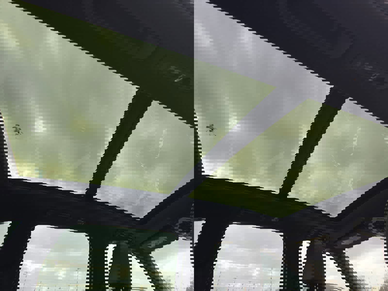 Used 2017 Porsche Cayenne image 21