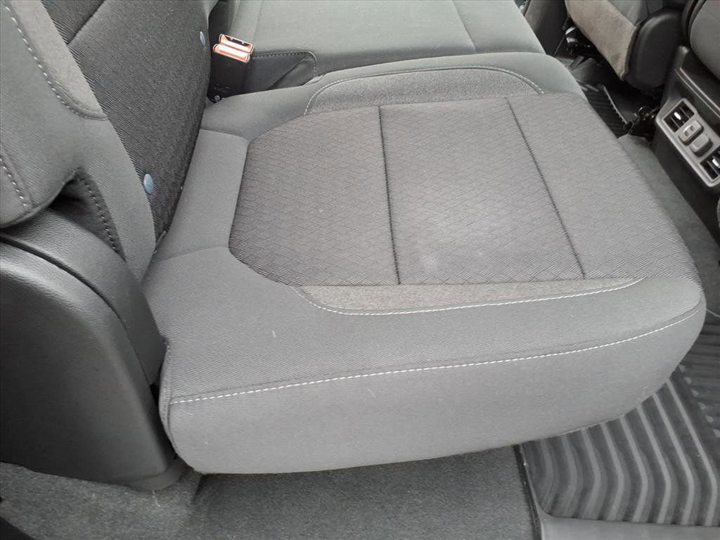 Used 2021 Chevrolet Silverado 1500 LT image 18