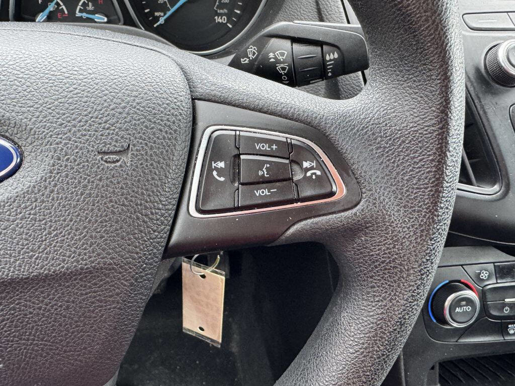 Used 2016 Ford Focus SE image 14
