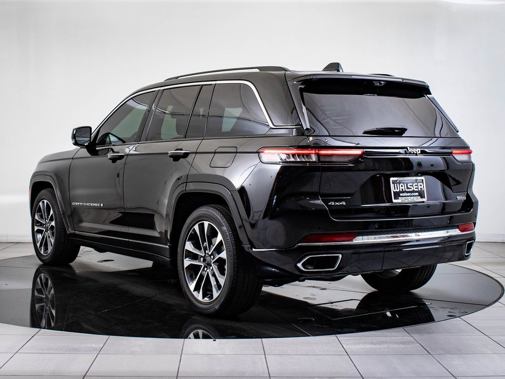 Used 2023 Jeep Grand Cherokee Overland w/ Adv Protech Group III image 11