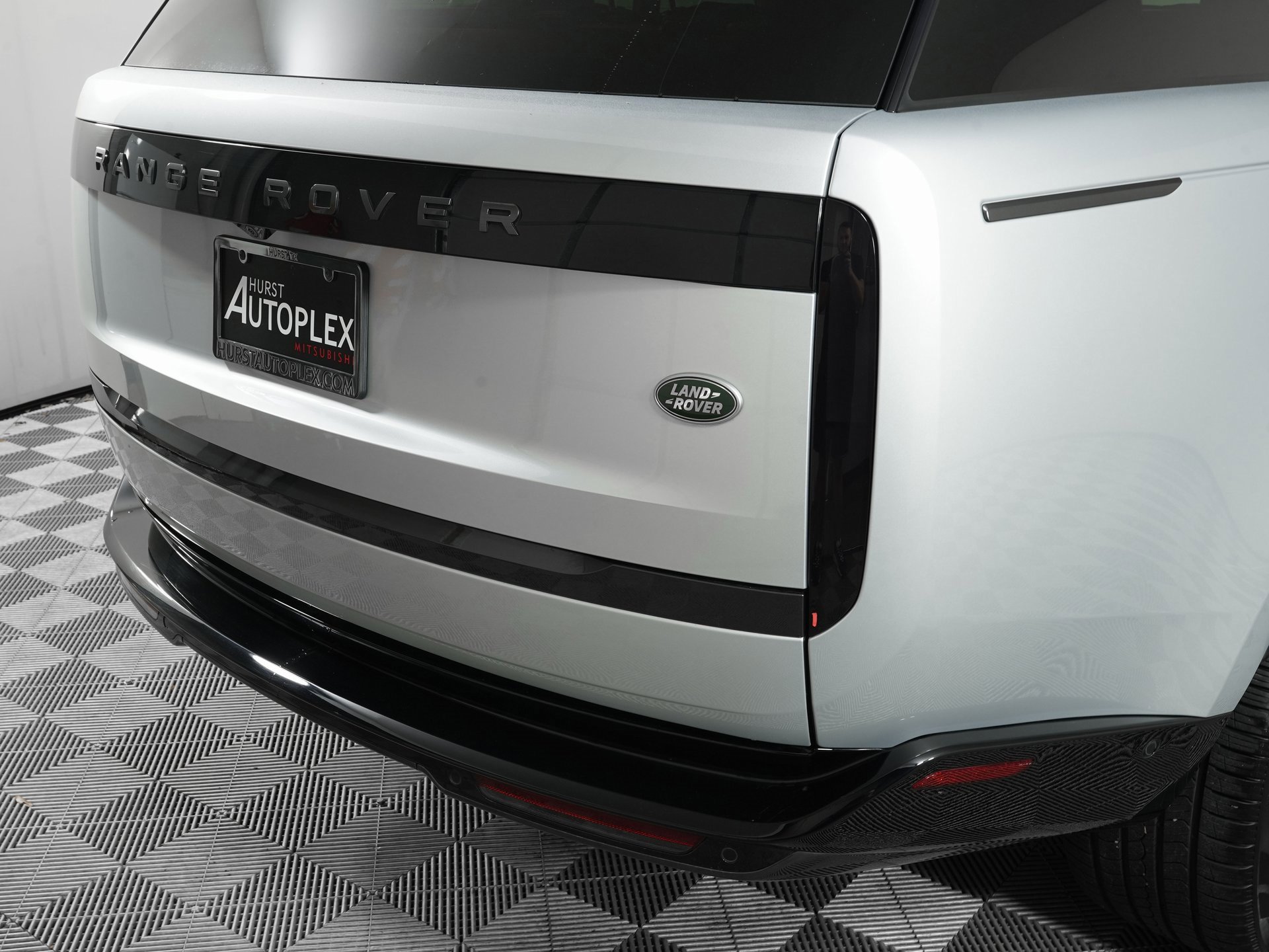 Used 2023 Land Rover Range Rover SE image 37