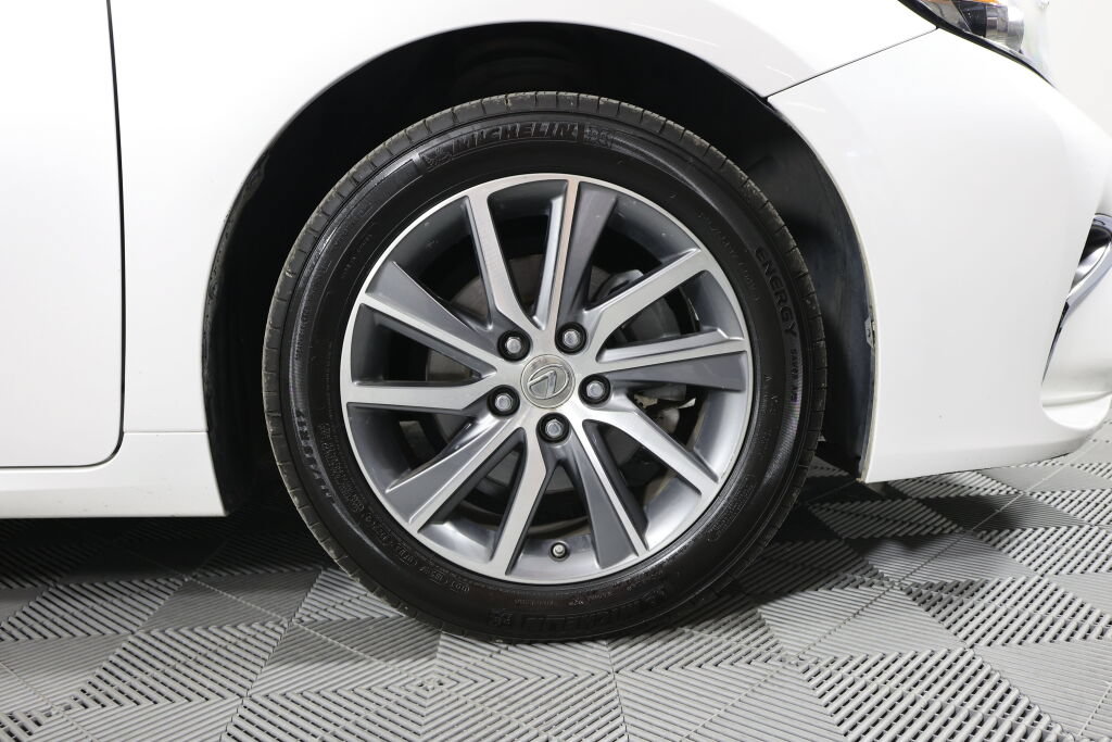 Used 2016 Lexus ES 300h w/ Luxury Package w/Wood Trim FWD image 6