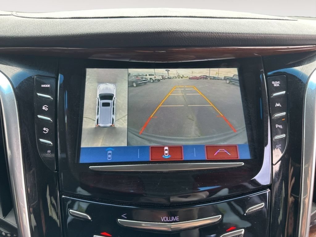 Used 2018 Cadillac Escalade ESV Luxury AWD/4WD image 48