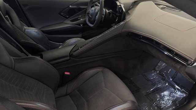 Used 2023 Chevrolet Corvette Stingray Premium Cpe w/ Z51 Performance Package image 12
