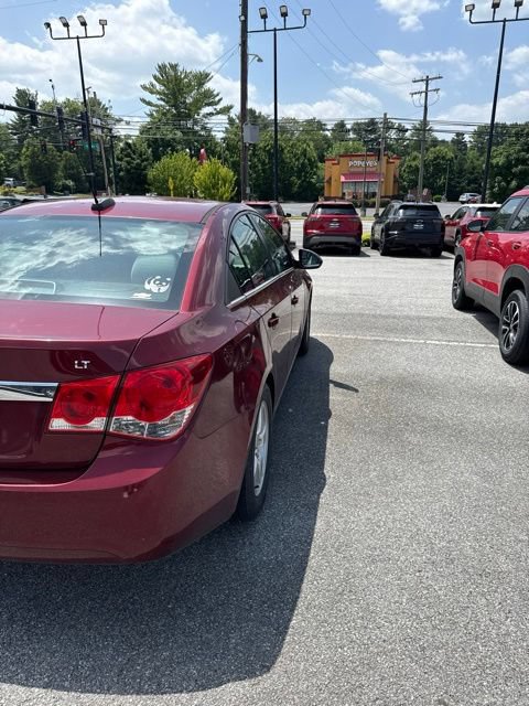 Used 2015 Chevrolet Cruze LT w/ Sun And Sound Package FWD image 4