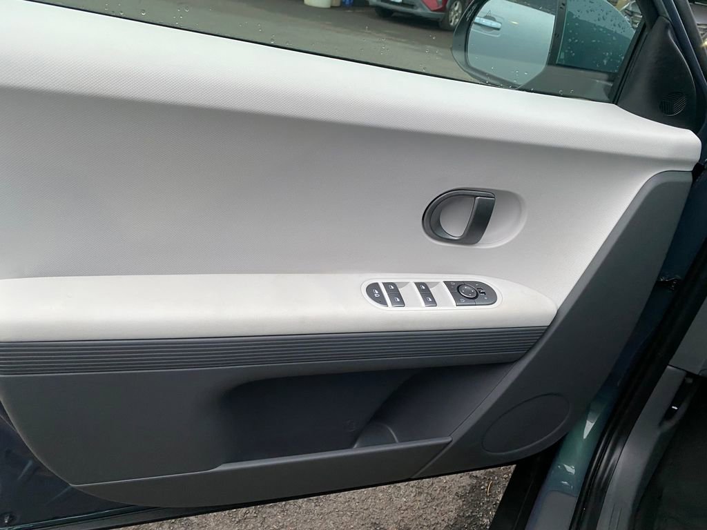 Certified 2026 Hyundai Ioniq 5 SE image 31