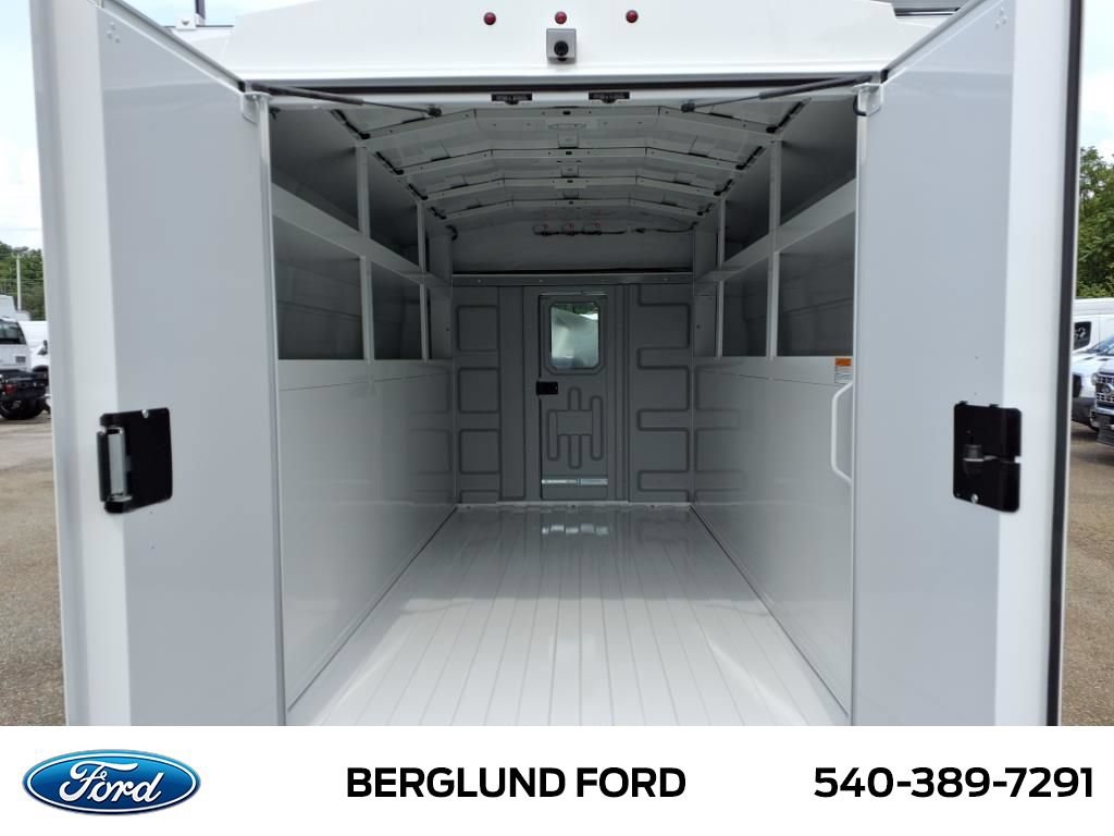 New 2025 Ford E-350 and Econoline 350 Super Duty w/ Power Equipment Group RWD image 7