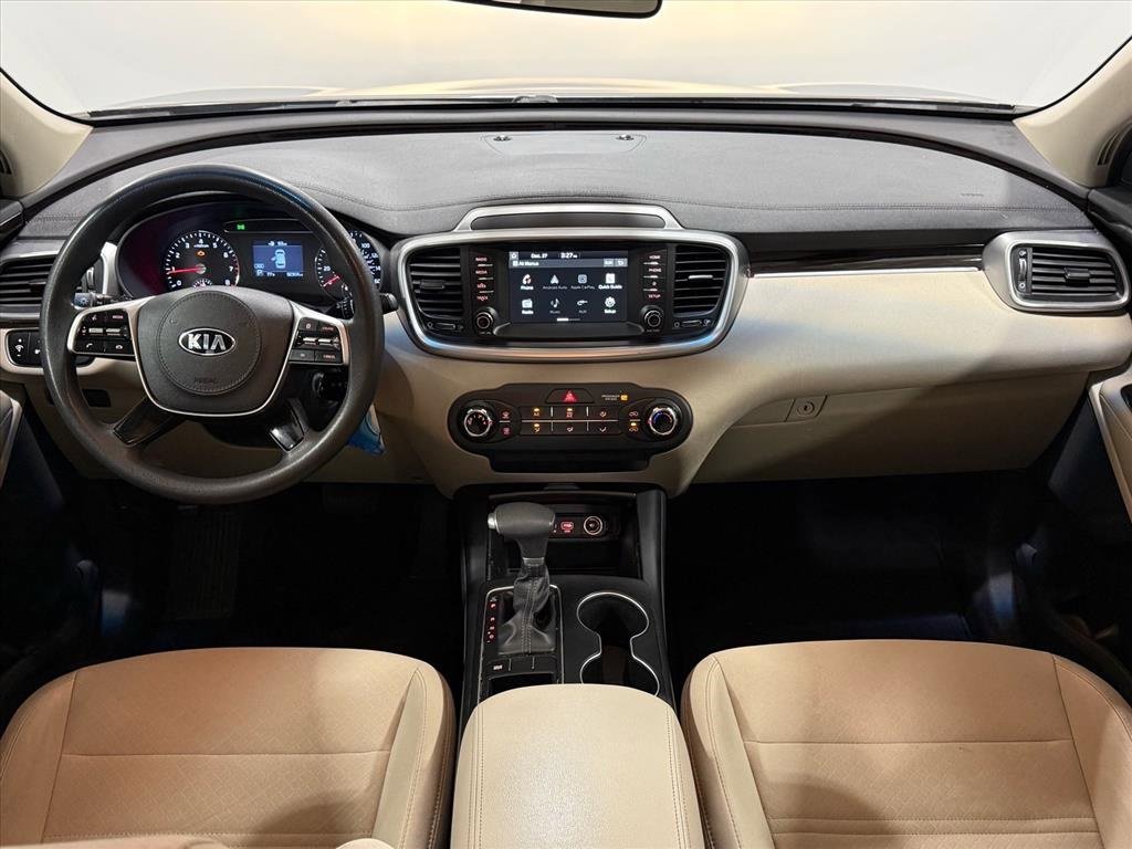 Used 2020 Kia Sorento LX image 13