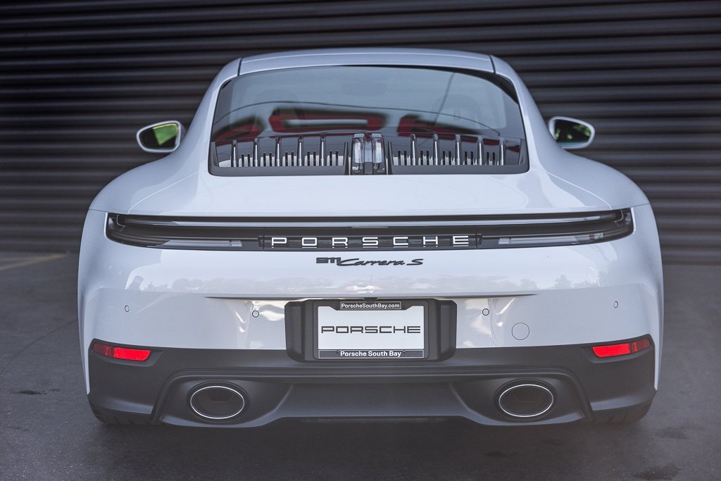 Used 2025 Porsche 911 Carrera S image 9