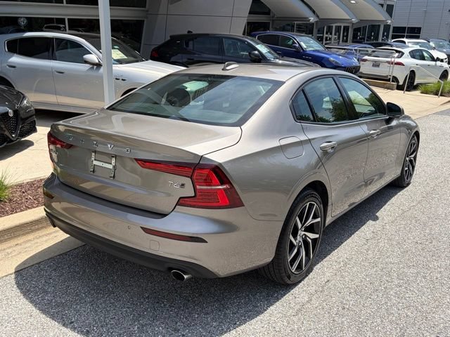 Used 2019 Volvo S60 T6 Momentum w/ Multimedia Package AWD/4WD image 5