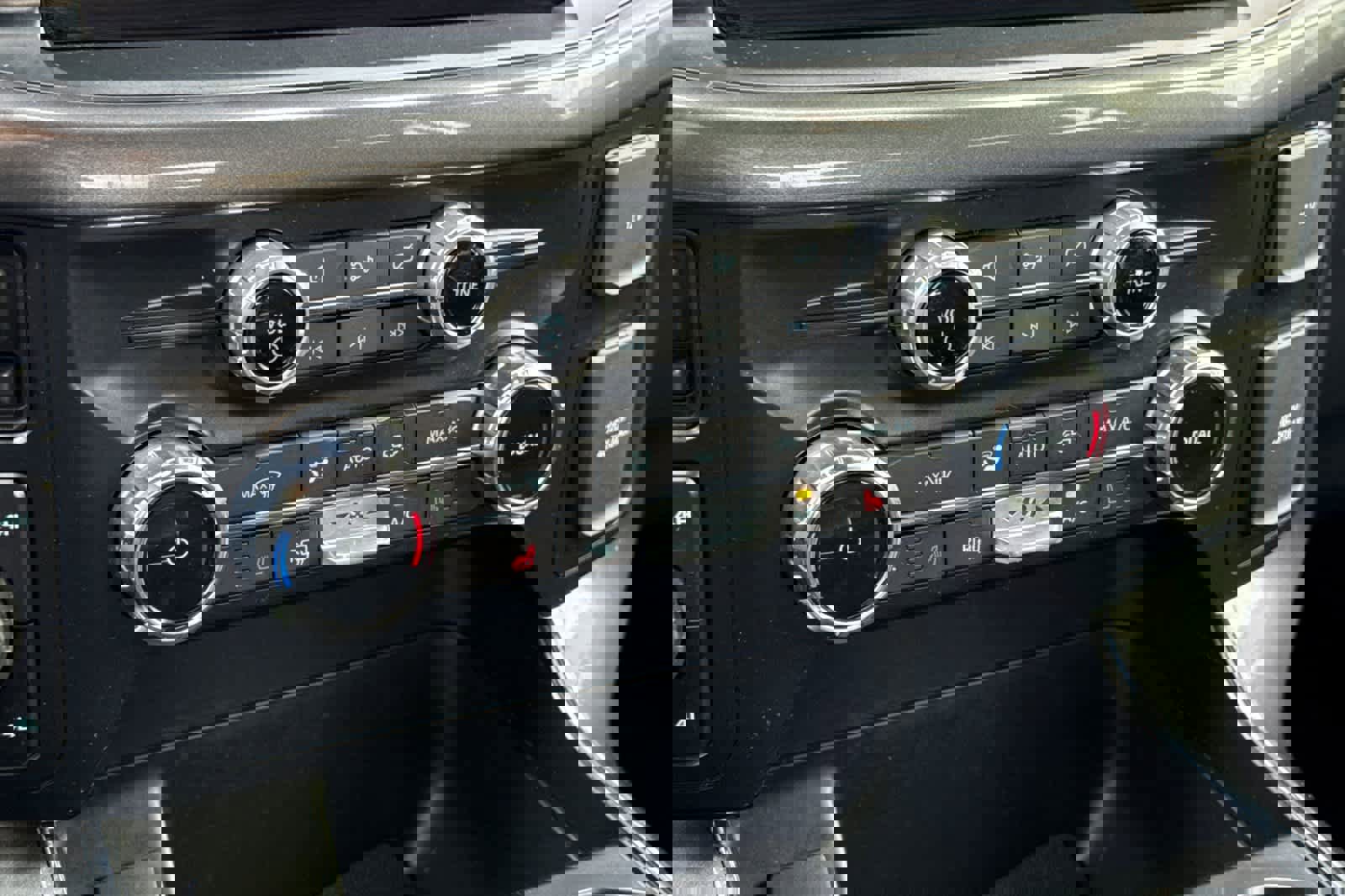 Used 2023 Ford F150 XLT w/ Equipment Group 302A High image 23