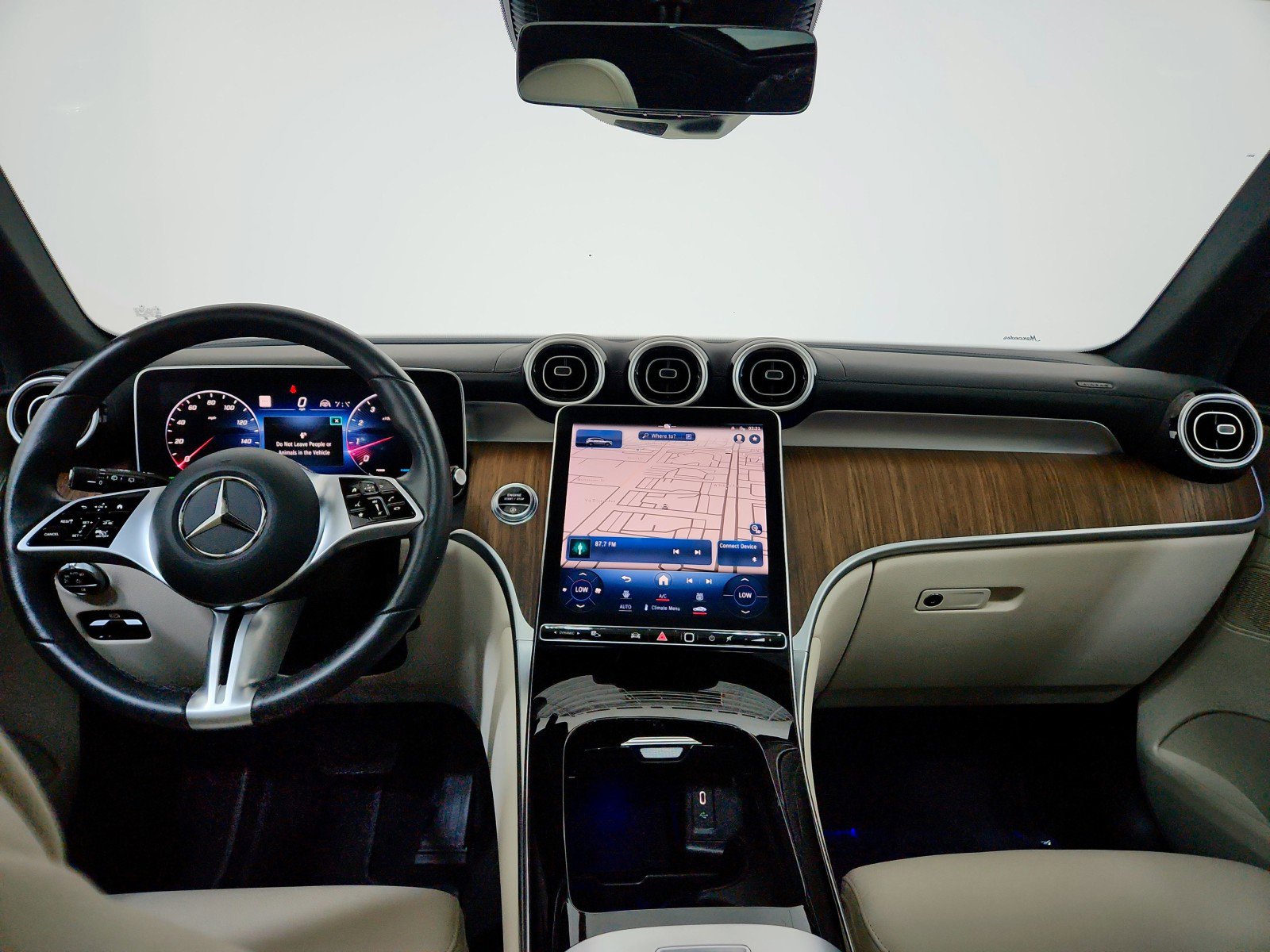 Certified 2024 Mercedes-Benz GLC 300 image 30