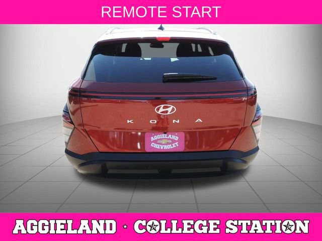 Used 2024 Hyundai Kona SEL image 5