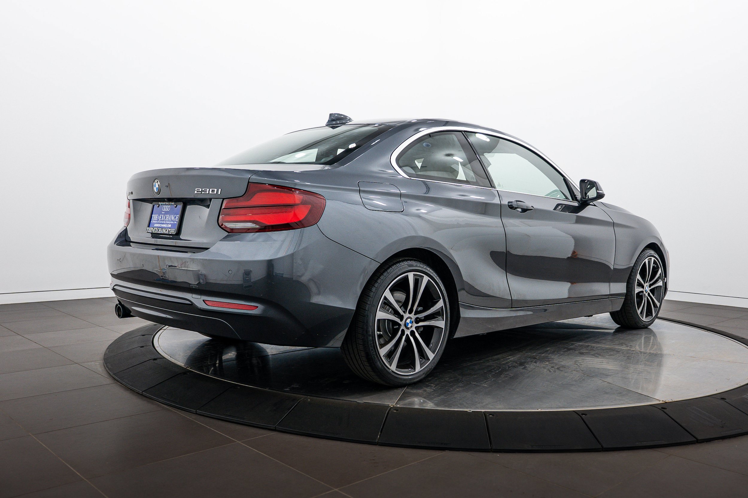 Used 2020 BMW 230i xDrive Coupe w/ Premium Package AWD/4WD image 4