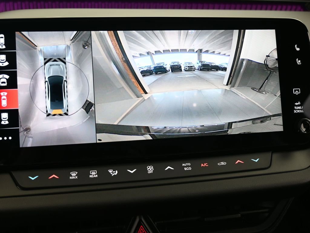 Used 2024 Dodge Charger R/T Scat Pack w/ Plus Group image 23